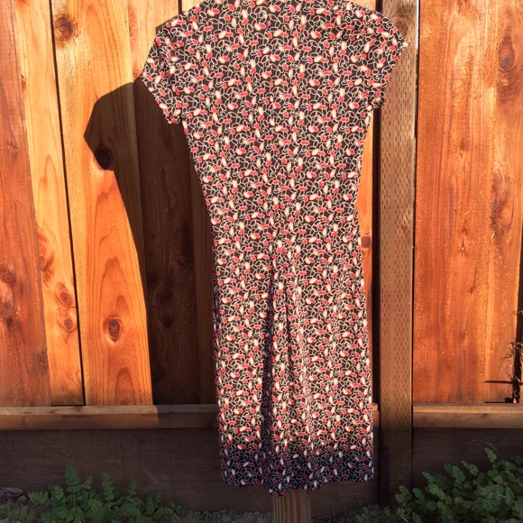 DONATED. Black and Red Fitted Wrap-style Dress - Picture 4 of 4